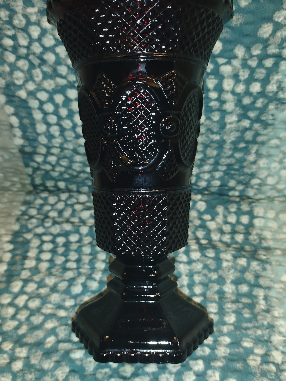 Avon Cape Cod Ruby Red Vase - Picture 2 of 4